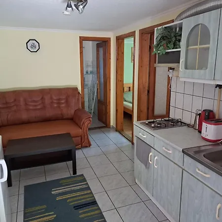 Pink Tulip House アパート シオーフォク