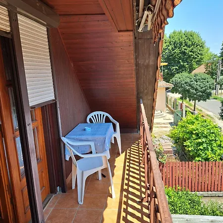 Pink Tulip House * Siófok