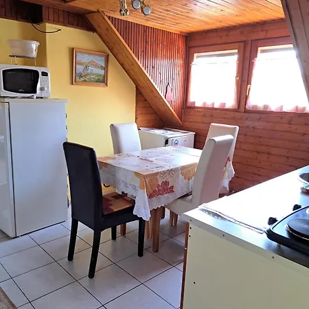 Διαμέρισμα Pink Tulip House